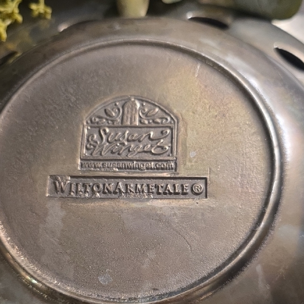 Wilton Armetale Silver Decorative Bowl - Picture 3 of 4